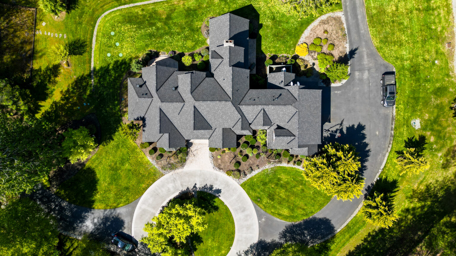 Overhead View of Home with Composite Asphalt Shingle Roof in Issaquah, Washington