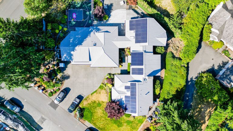 Beautiful Metal Roof in Clyde Hill, Washington